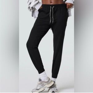 VIORI NWT Woman’s Performance Joggers